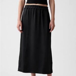 GAP MIDI SLIP SKIRT